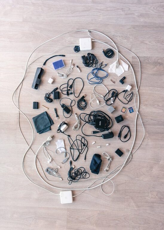 How to Organize Cables and Chargers Neatly: Simple Tips for a Tidy Space